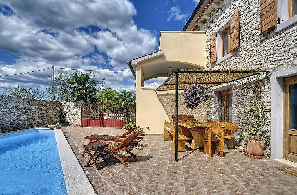 Villa Dea Svetvincenat 0*,  Croatia